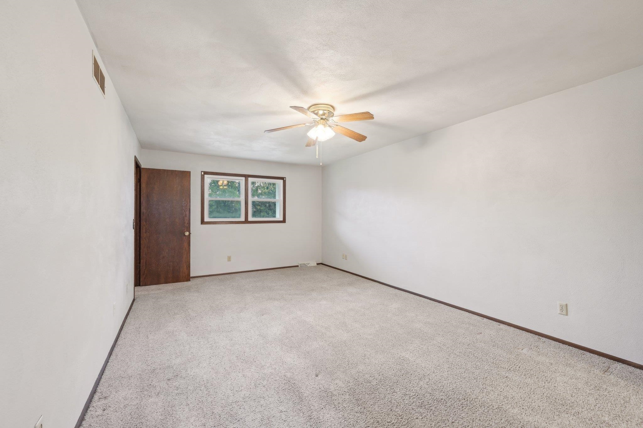 3753 Park Knoll Drive