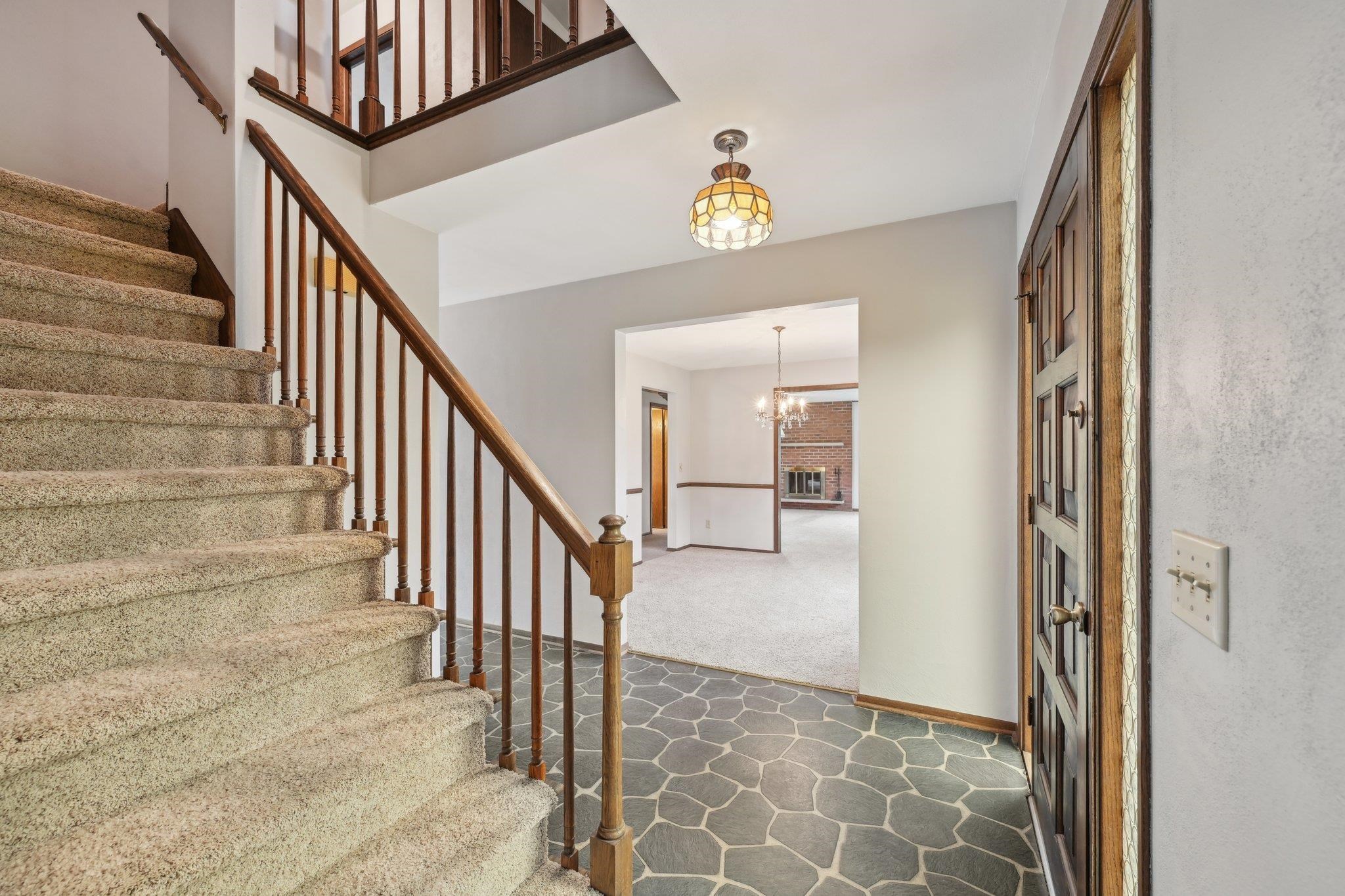 3753 Park Knoll Drive