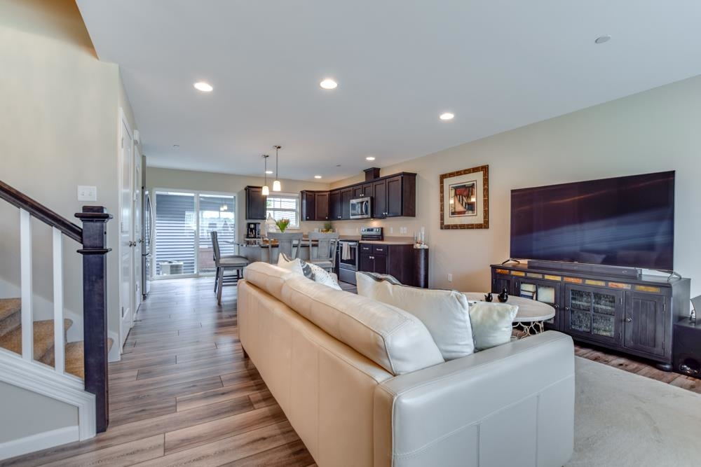 1707 Autumn Lake Parkway