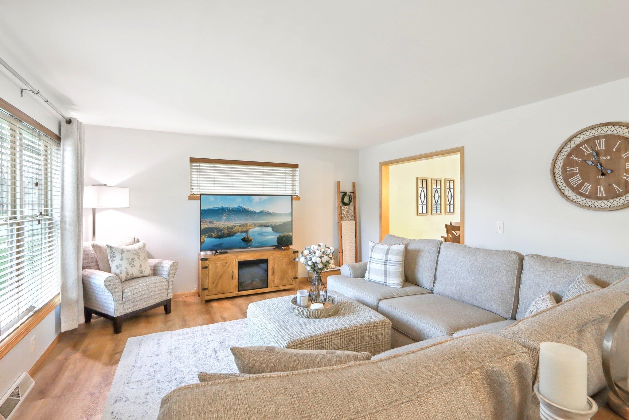 6114 Windmill Way