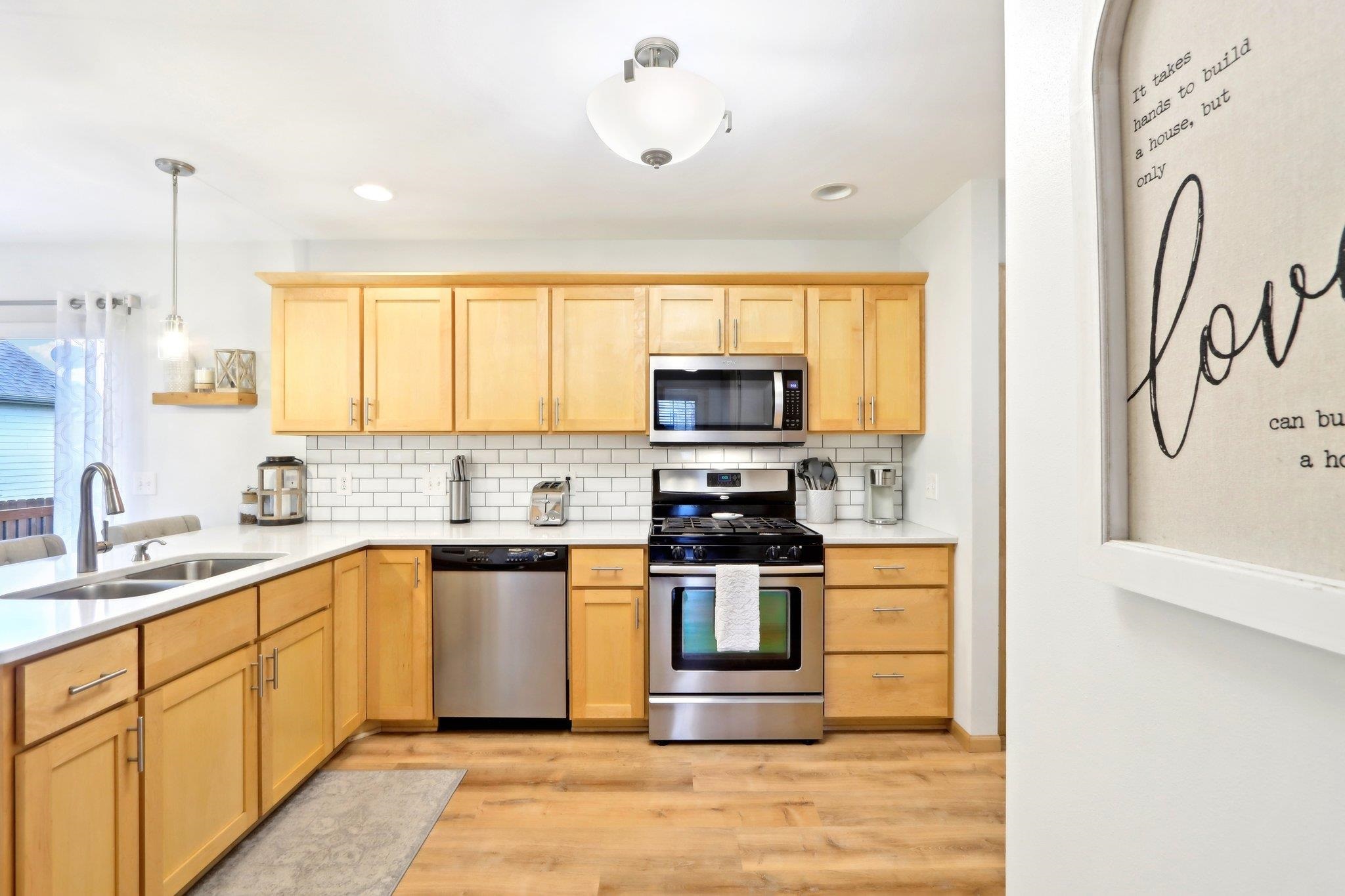 6114 Windmill Way