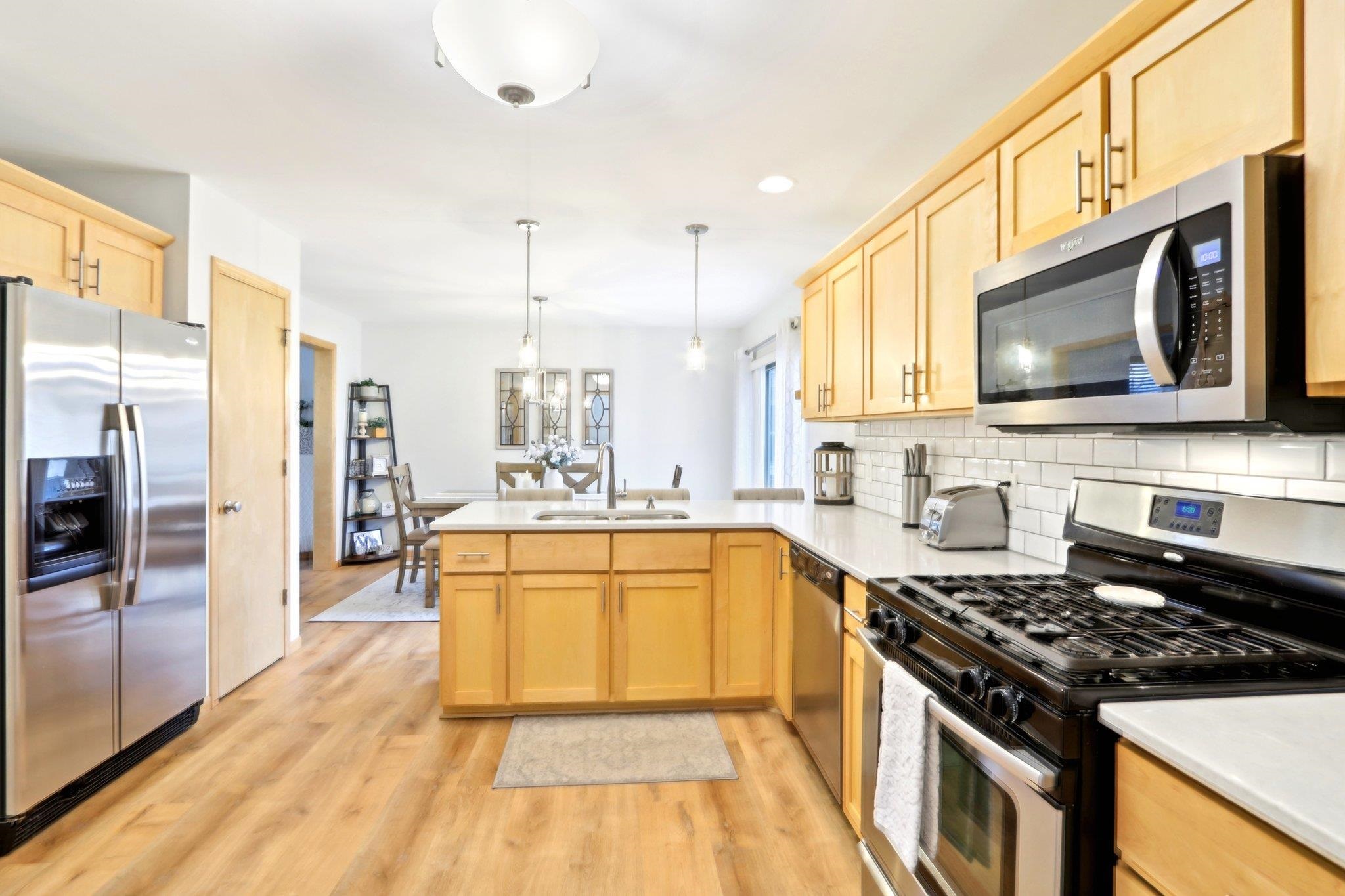6114 Windmill Way