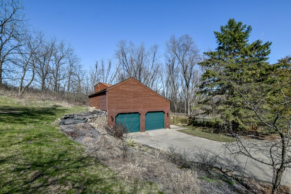 5713 Foster Road
