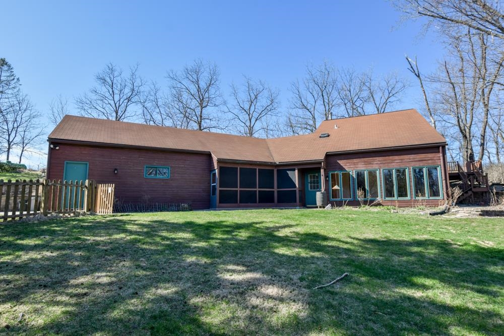5713 Foster Road