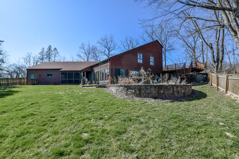 5713 Foster Road