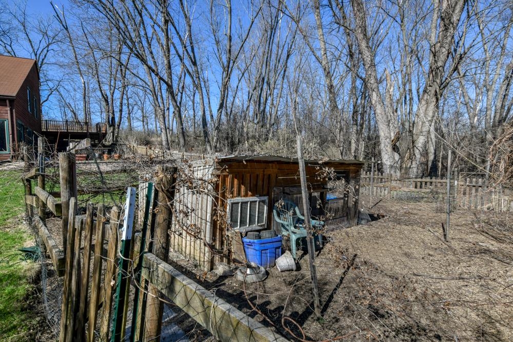 5713 Foster Road