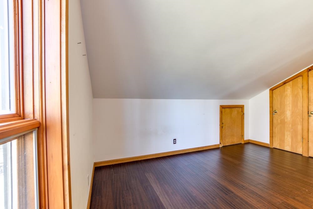 5713 Foster Road