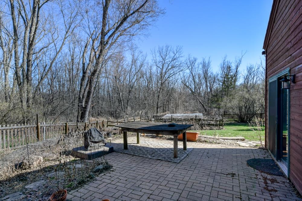 5713 Foster Road