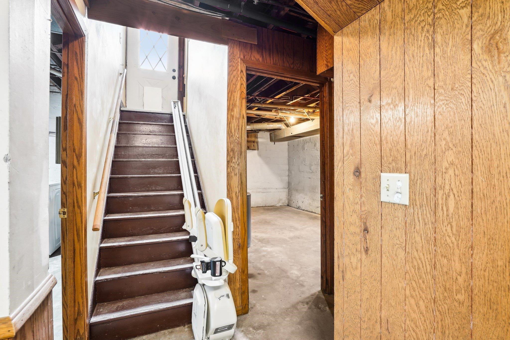 524 S Van Buren Street