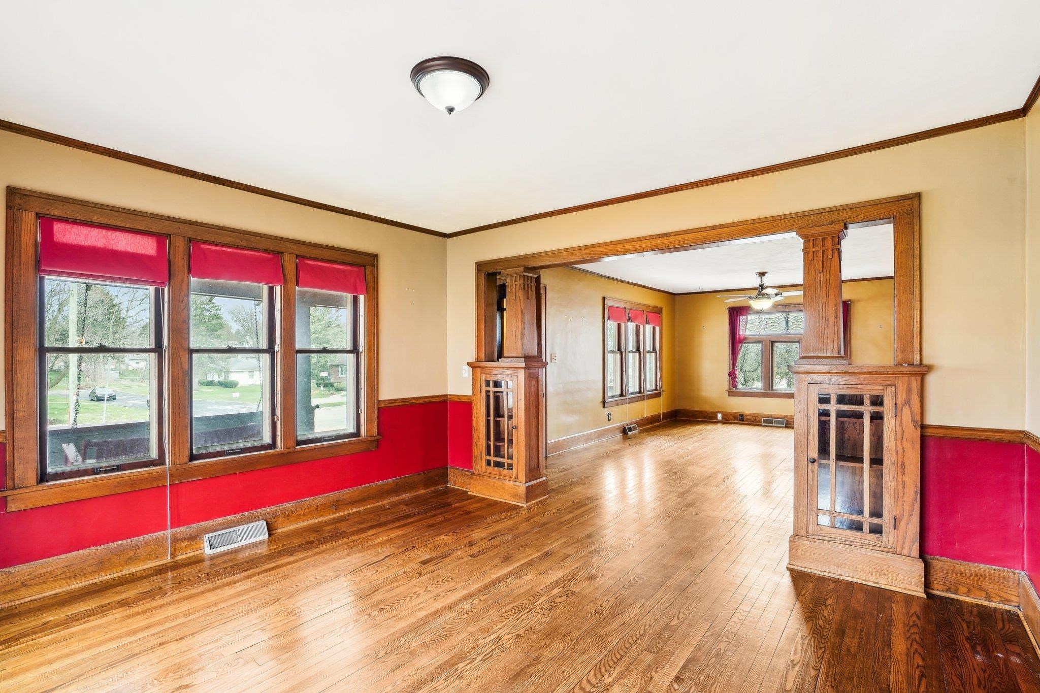 524 S Van Buren Street