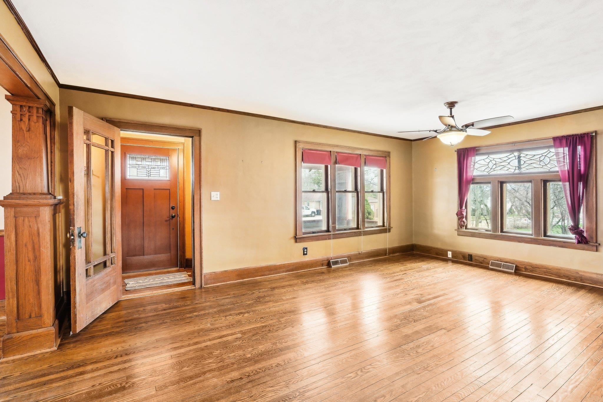 524 S Van Buren Street