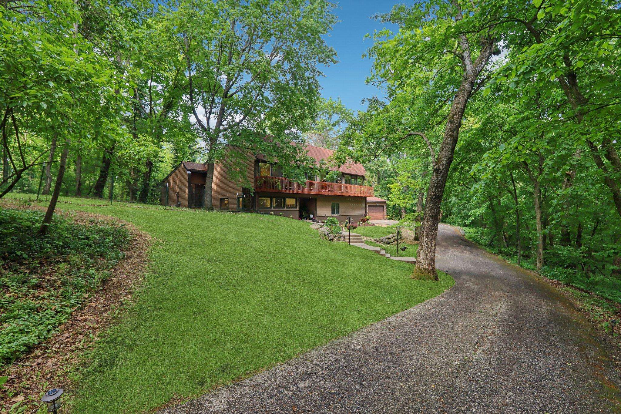 6221 Trail Ridge Court