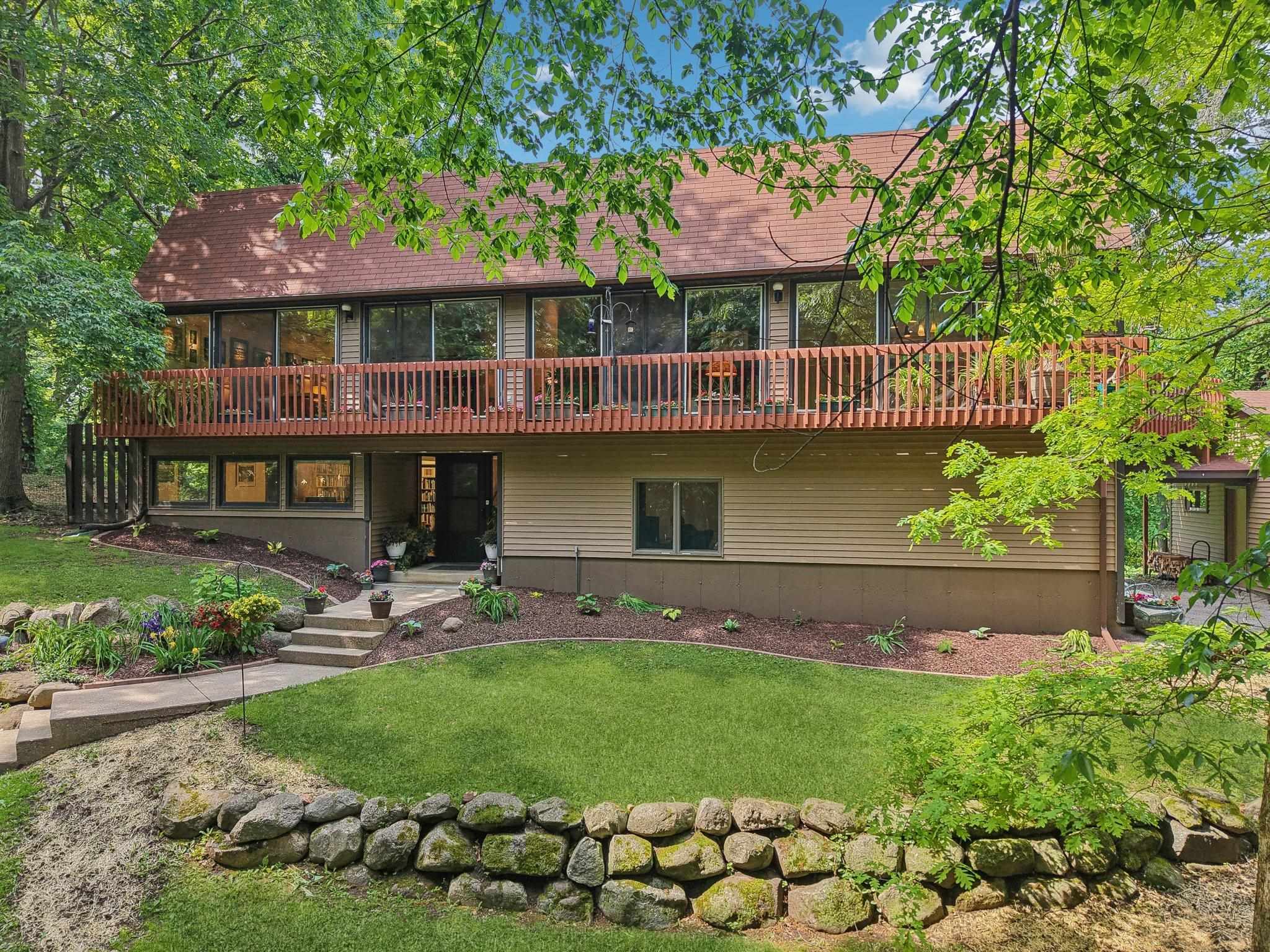 6221 Trail Ridge Court