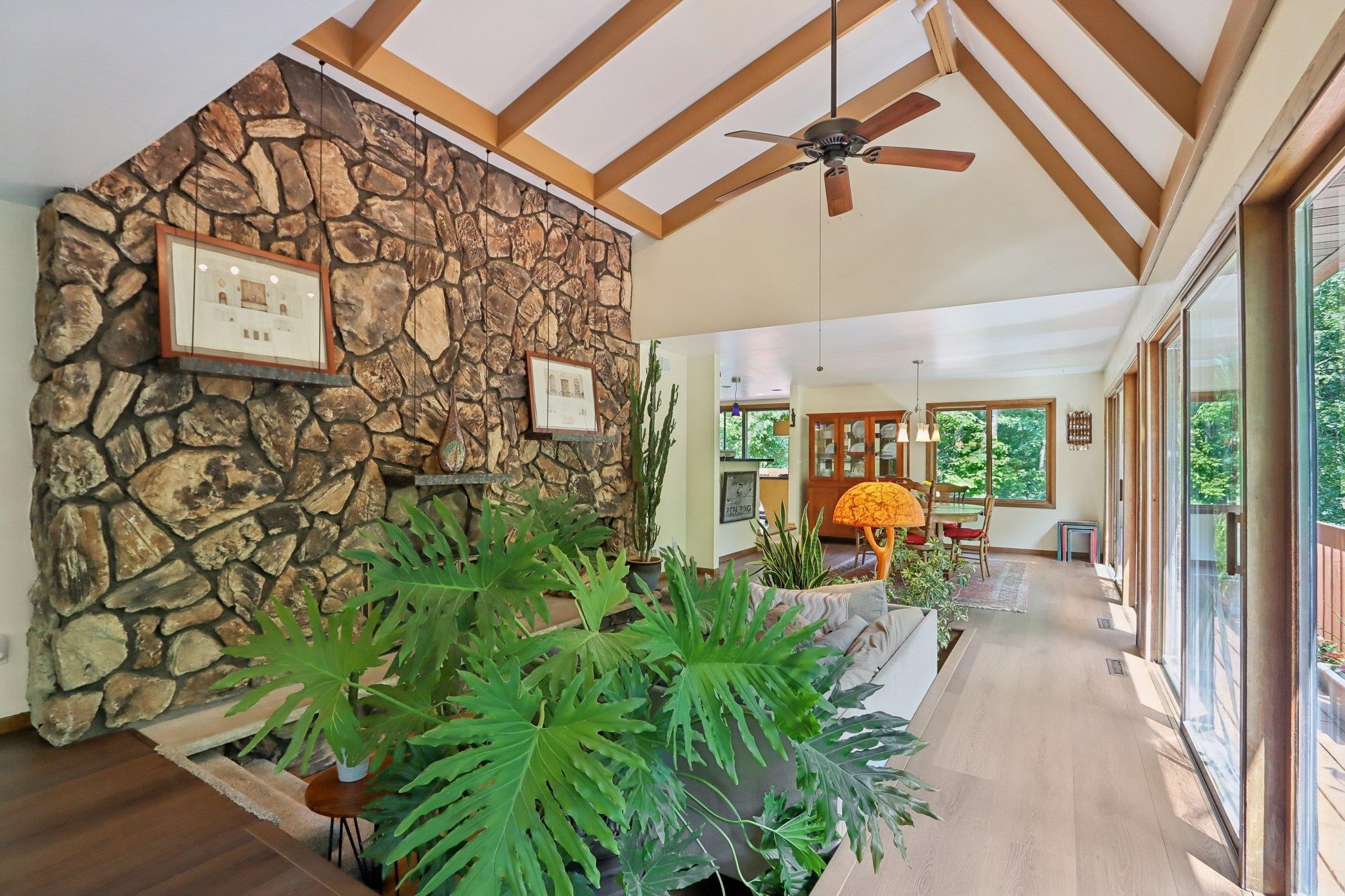 6221 Trail Ridge Court