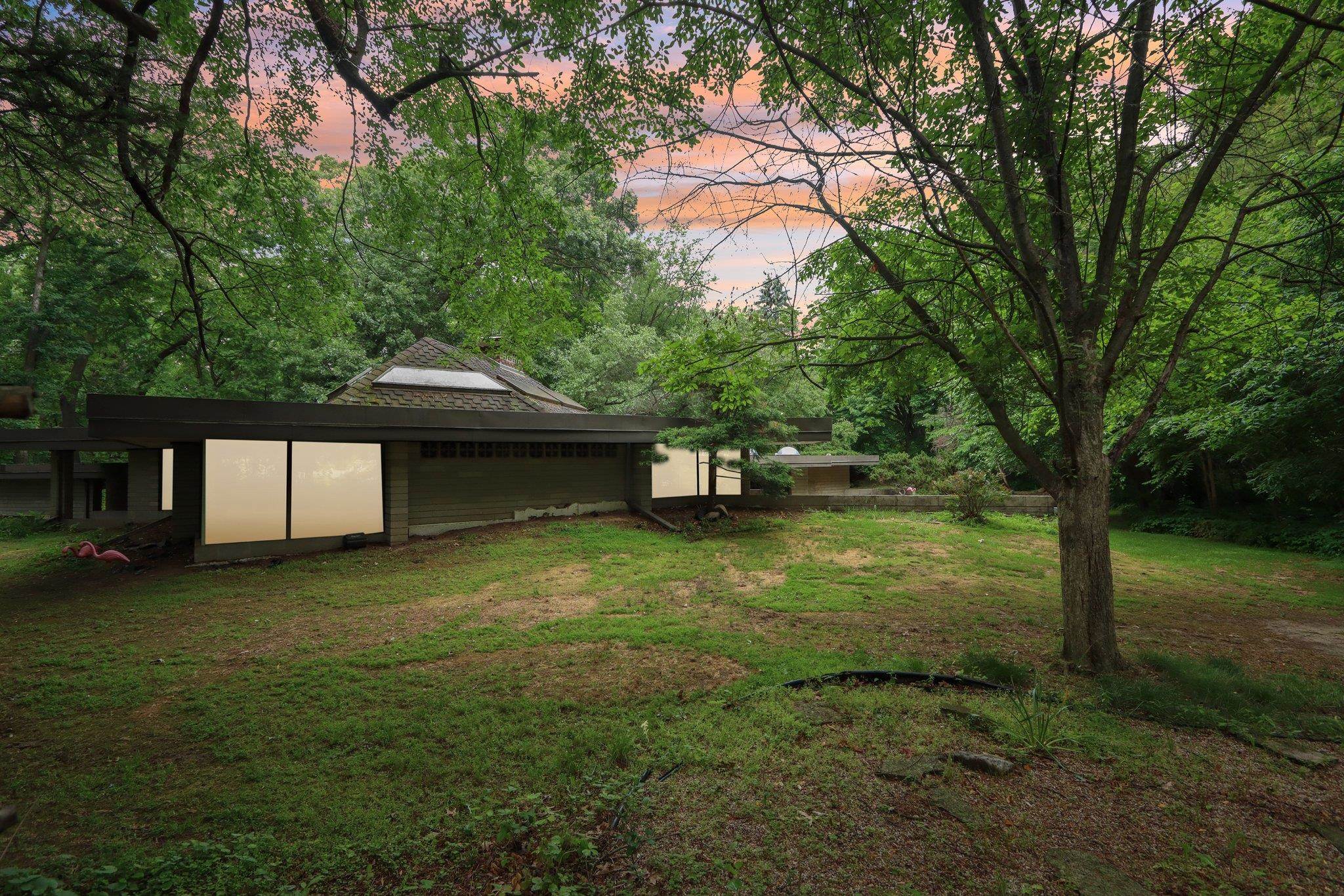 2846 N River Bluff Drive