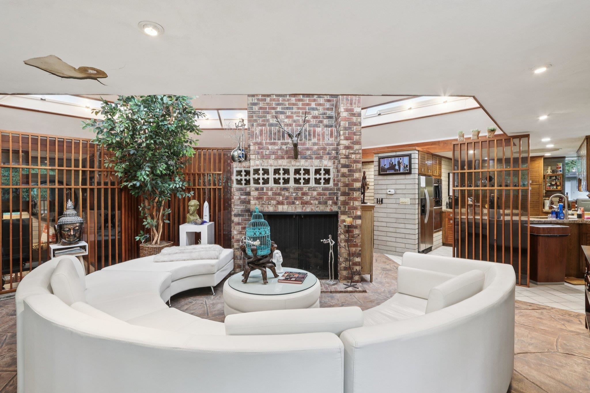 2846 N River Bluff Drive