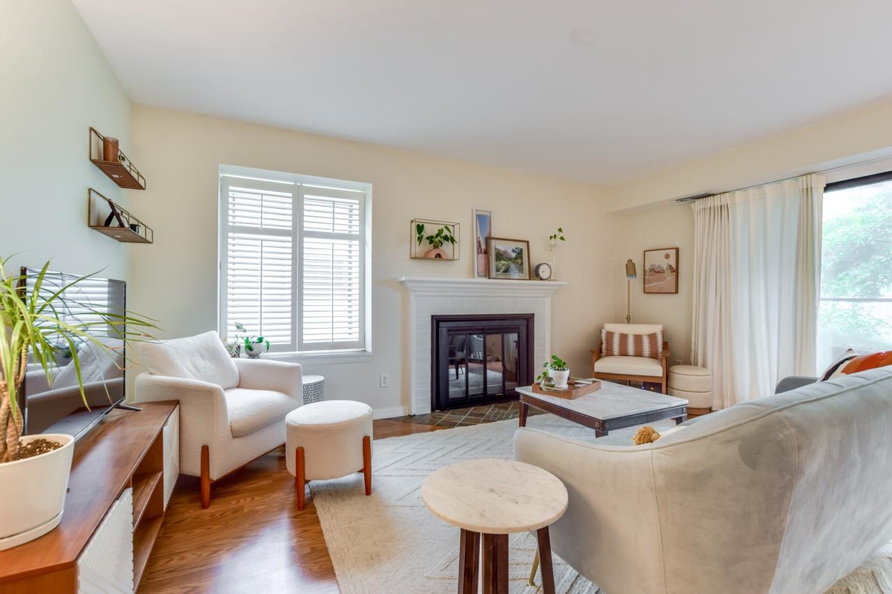 2807 Century Harbor Road 1