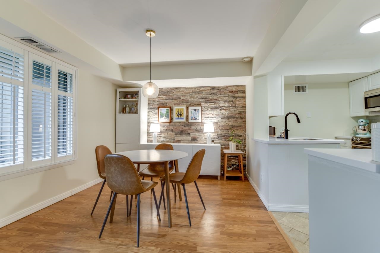 2807 Century Harbor Road 1