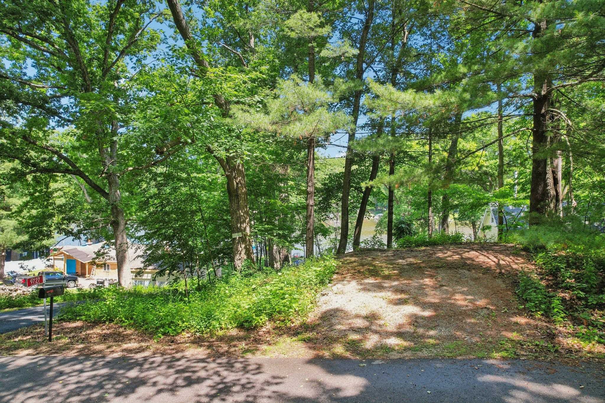 9727 N Blackhawk Drive