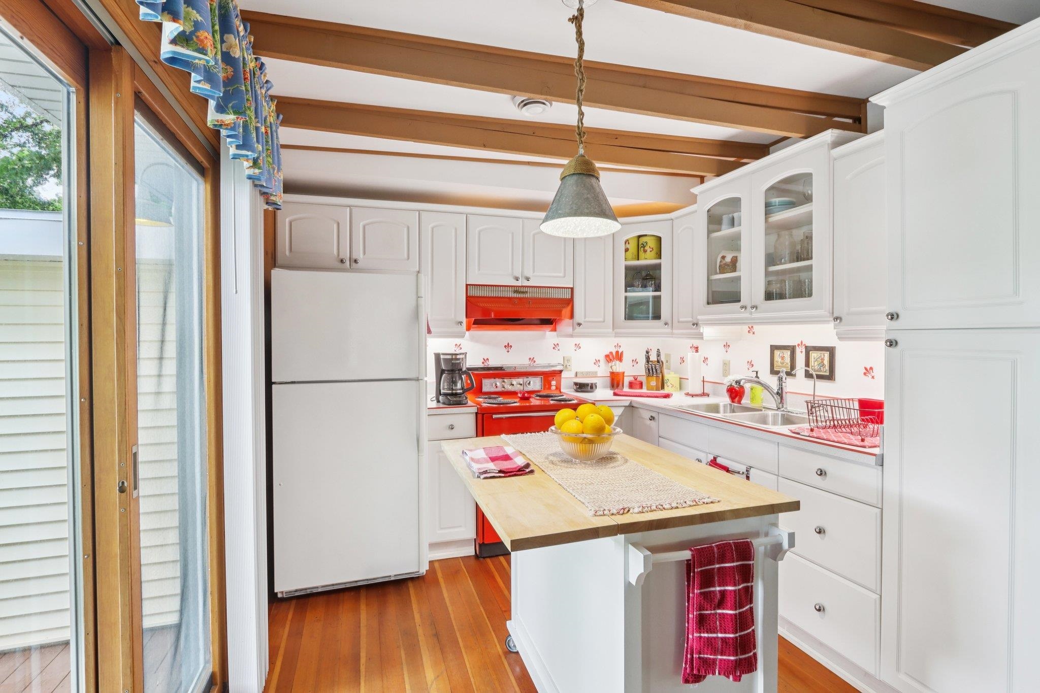 9727 N Blackhawk Drive