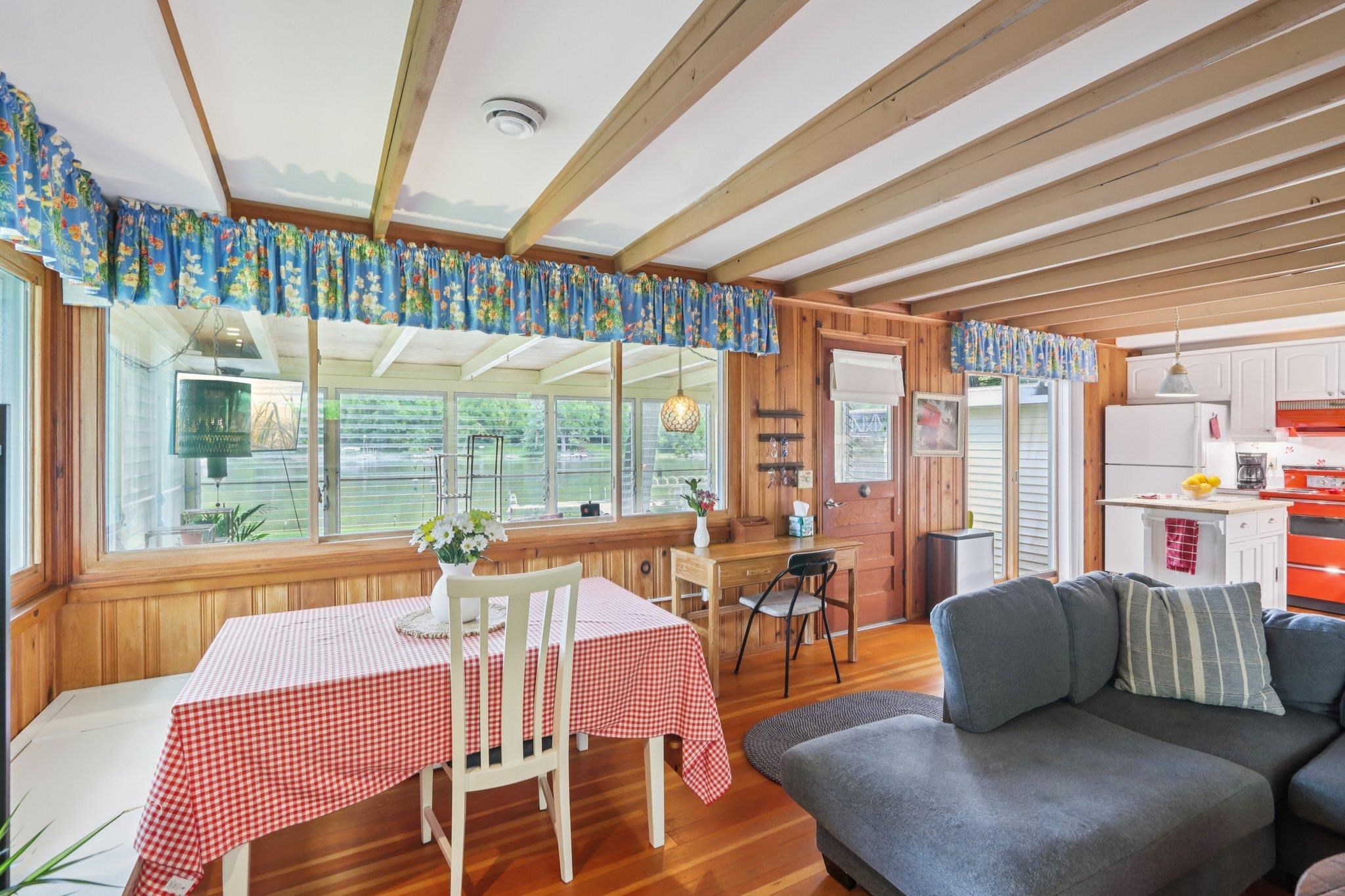 9727 N Blackhawk Drive