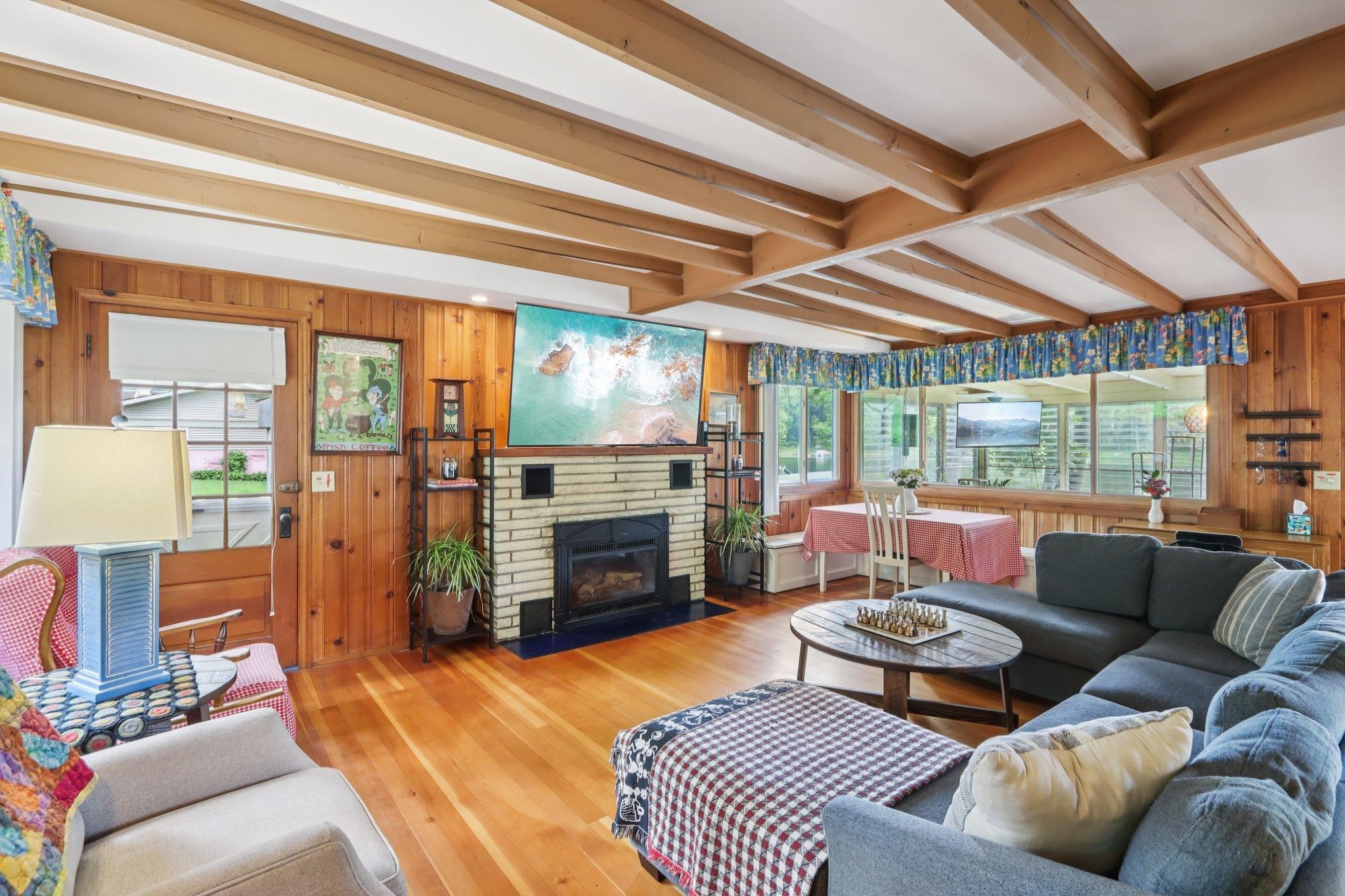 9727 N Blackhawk Drive