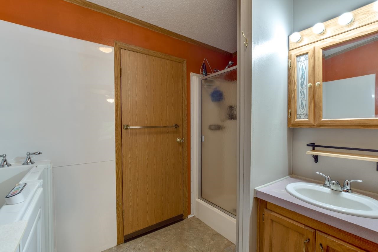 6801 S County Road T