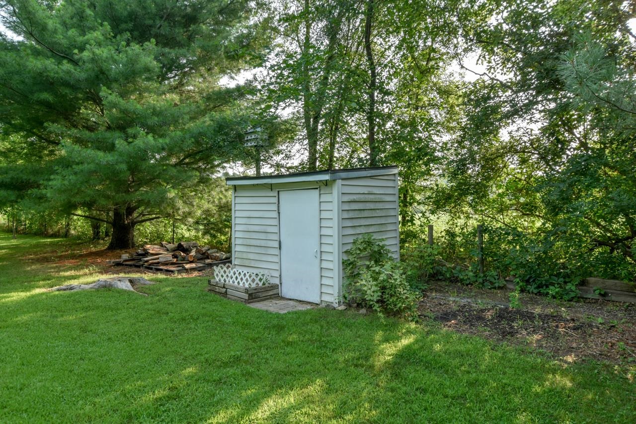 6801 S County Road T