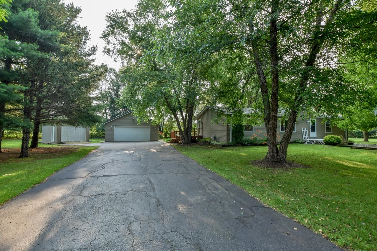 6801 S County Road T