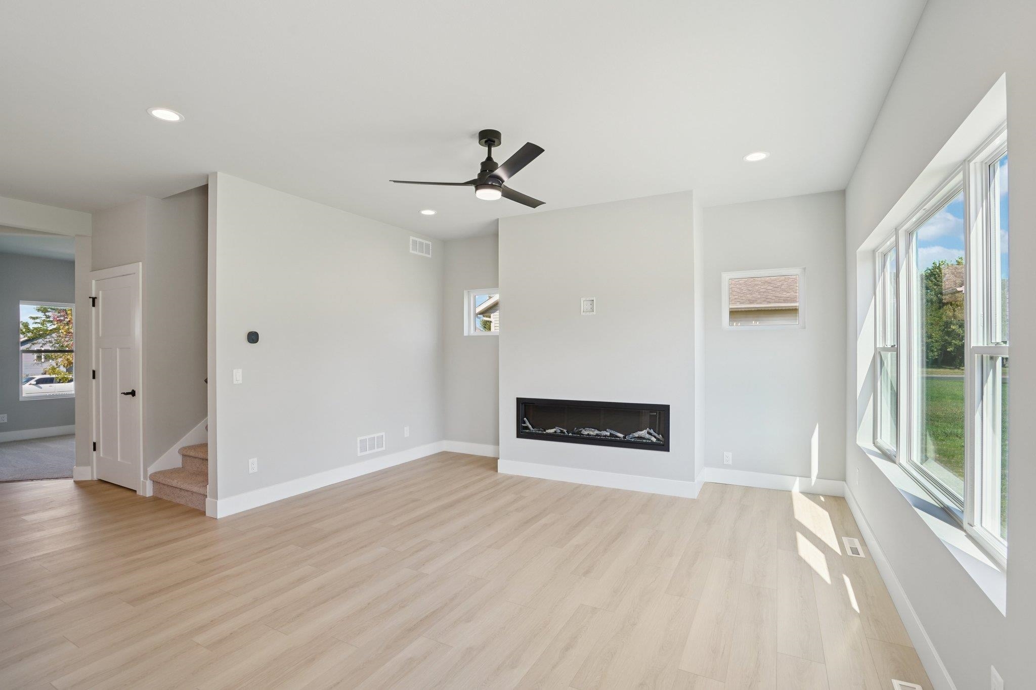 216 Cardinal Lane