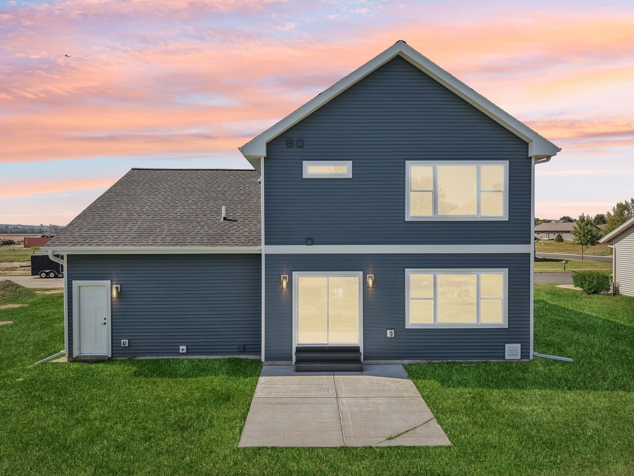 216 Cardinal Lane