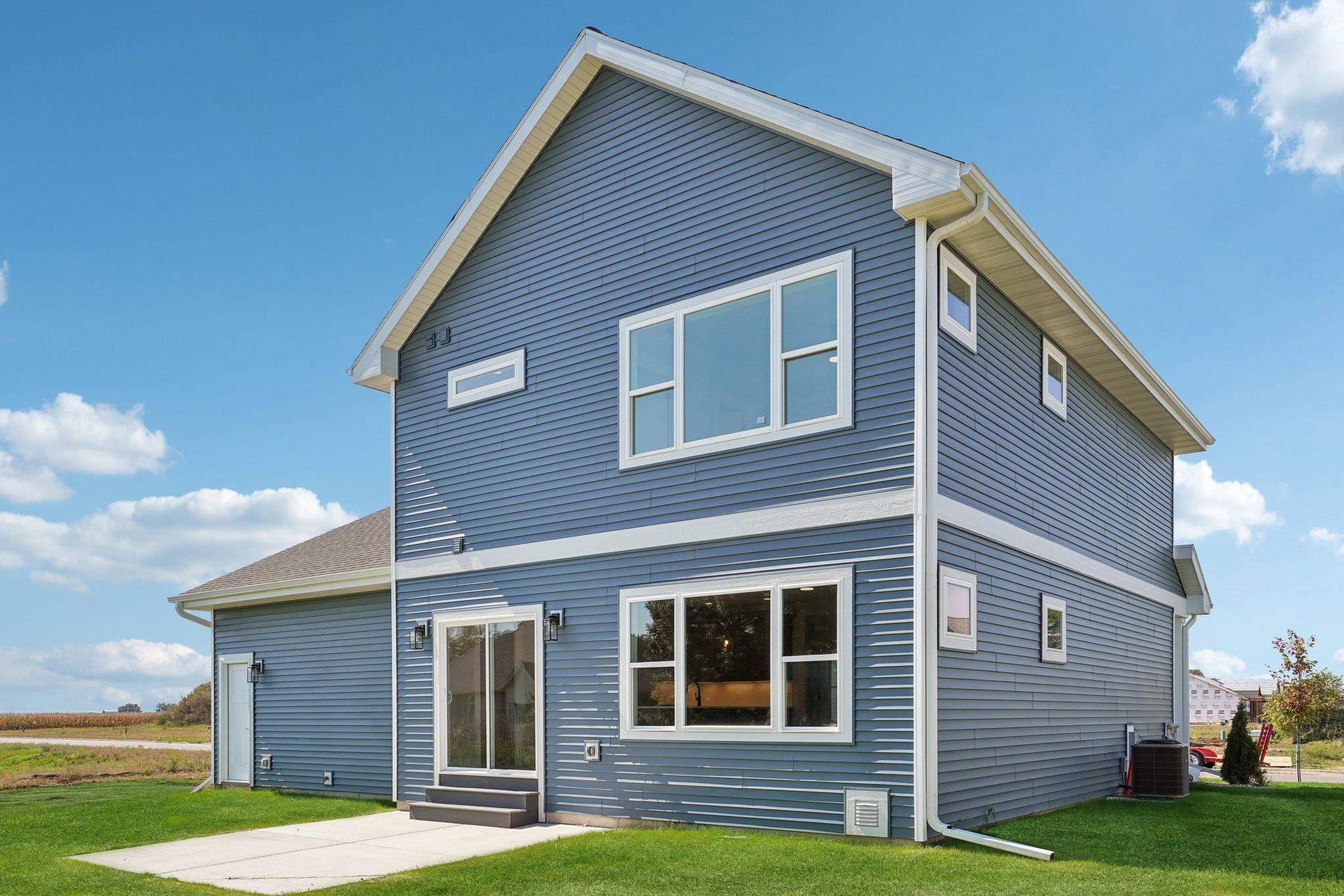 216 Cardinal Lane