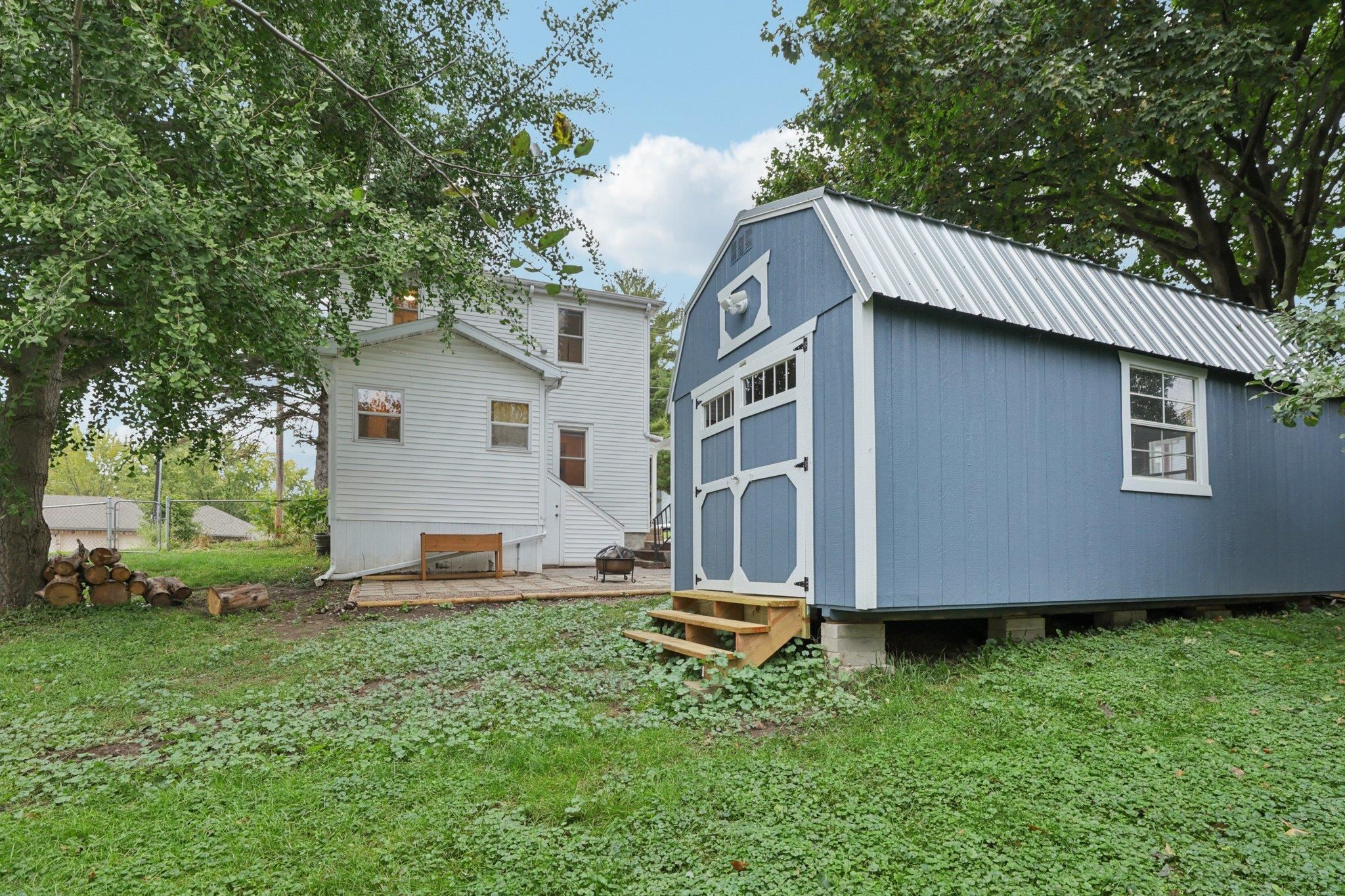 117 E Milwaukee Street