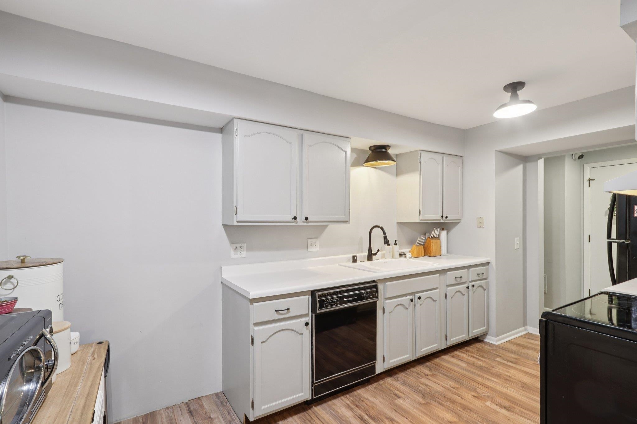 5506 Century Avenue 1