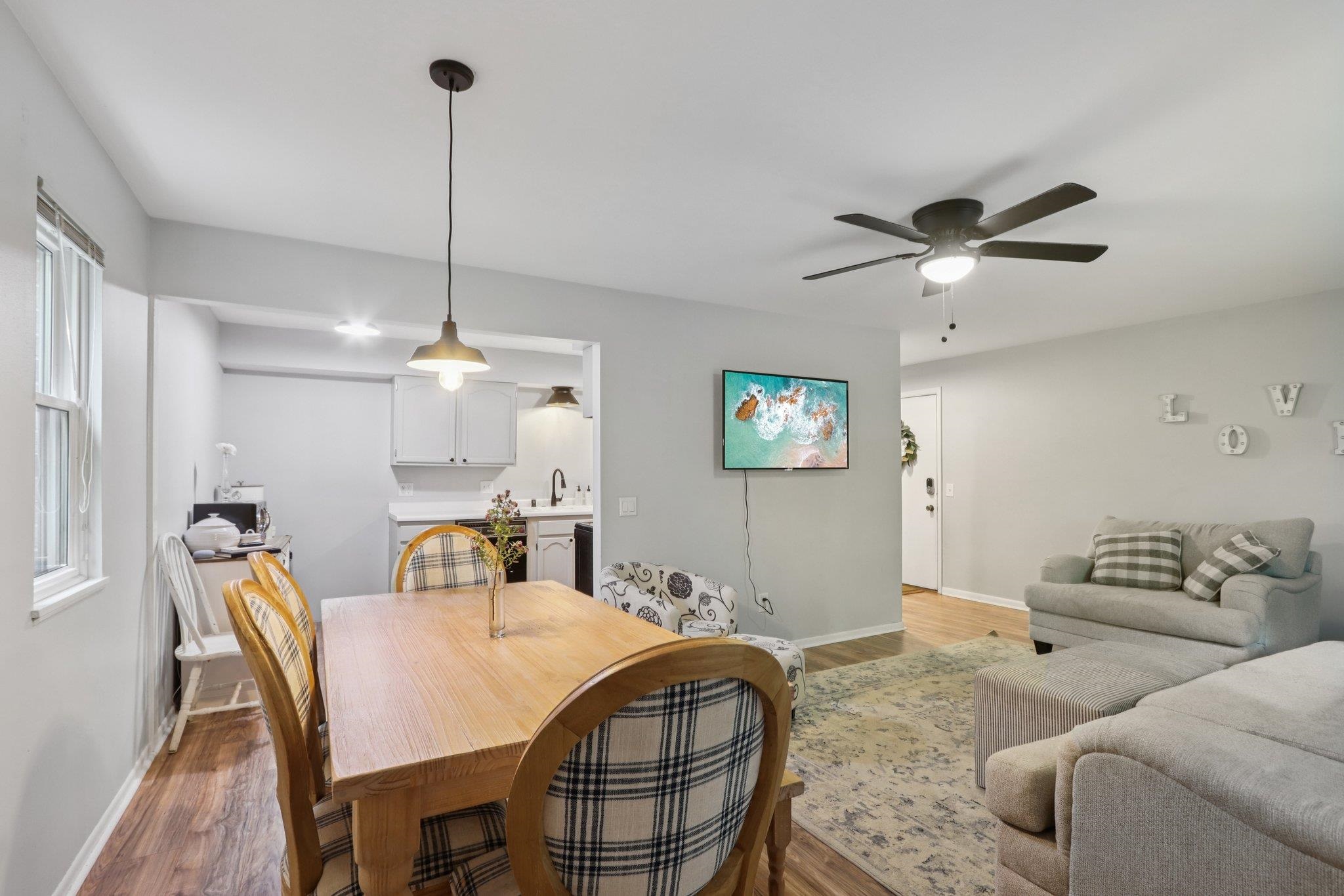 5506 Century Avenue 1