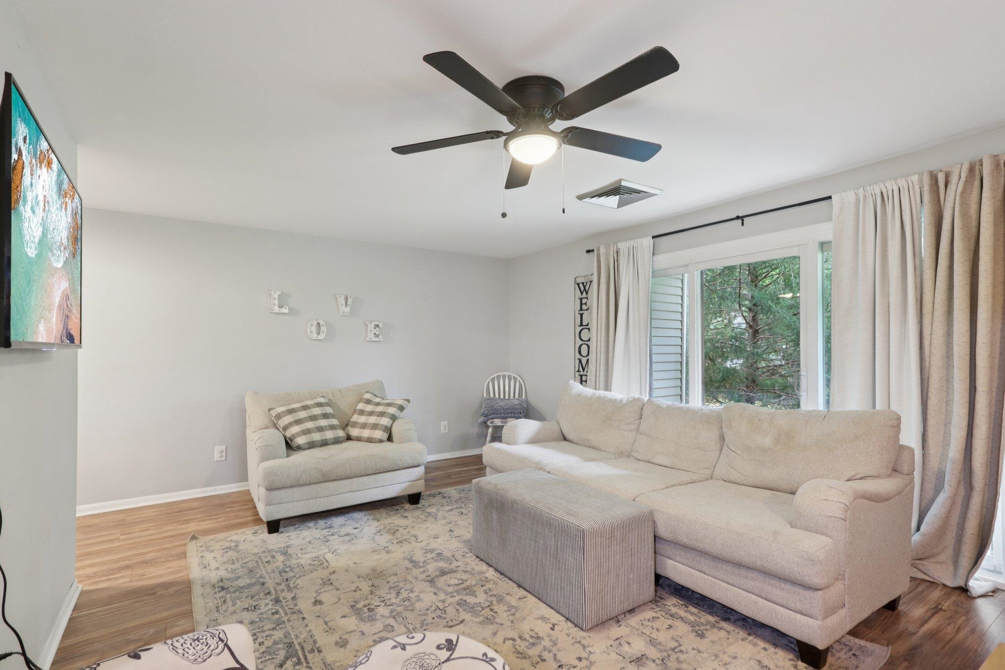 5506 Century Avenue 1