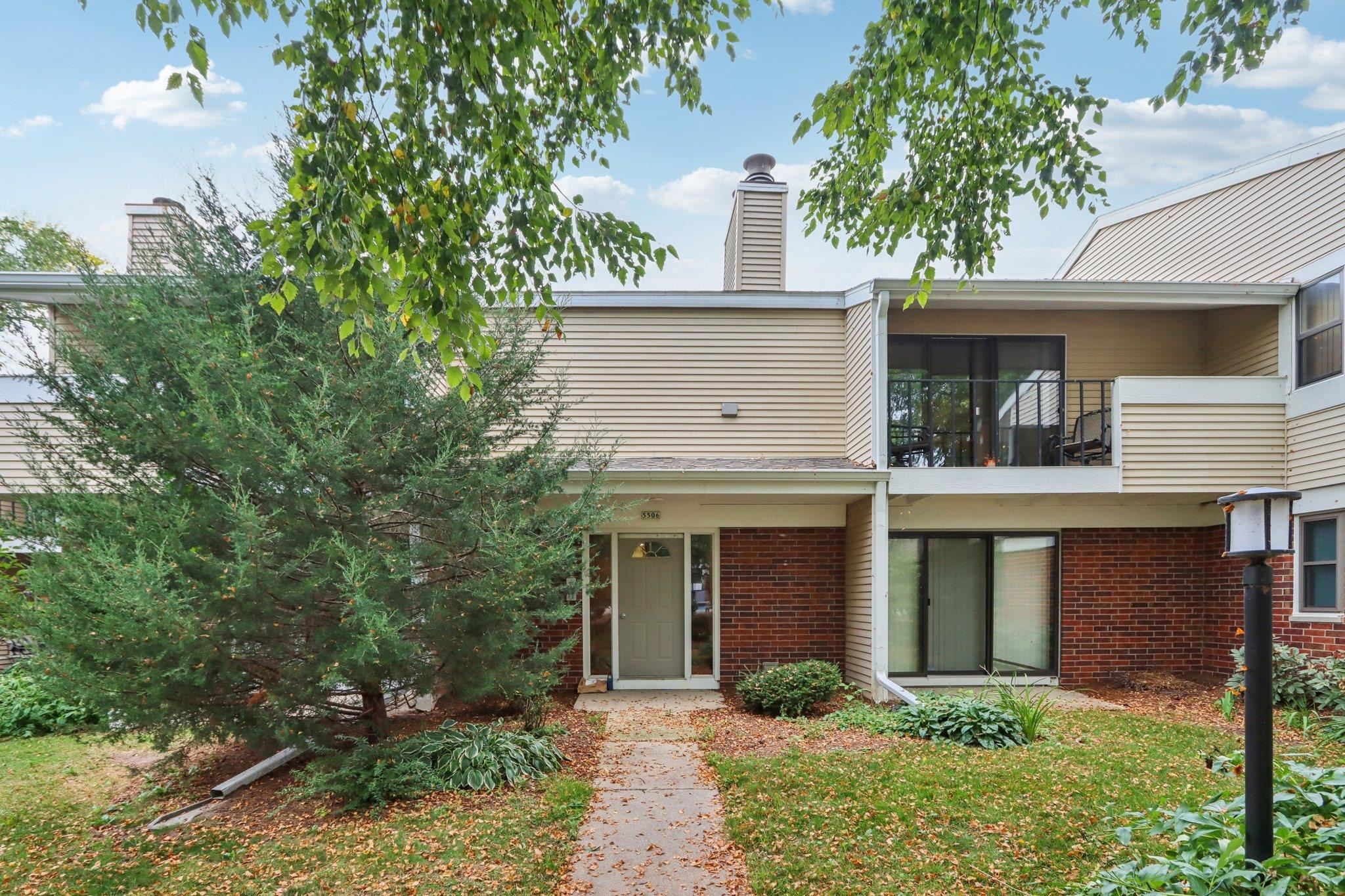 5506 Century Avenue 1