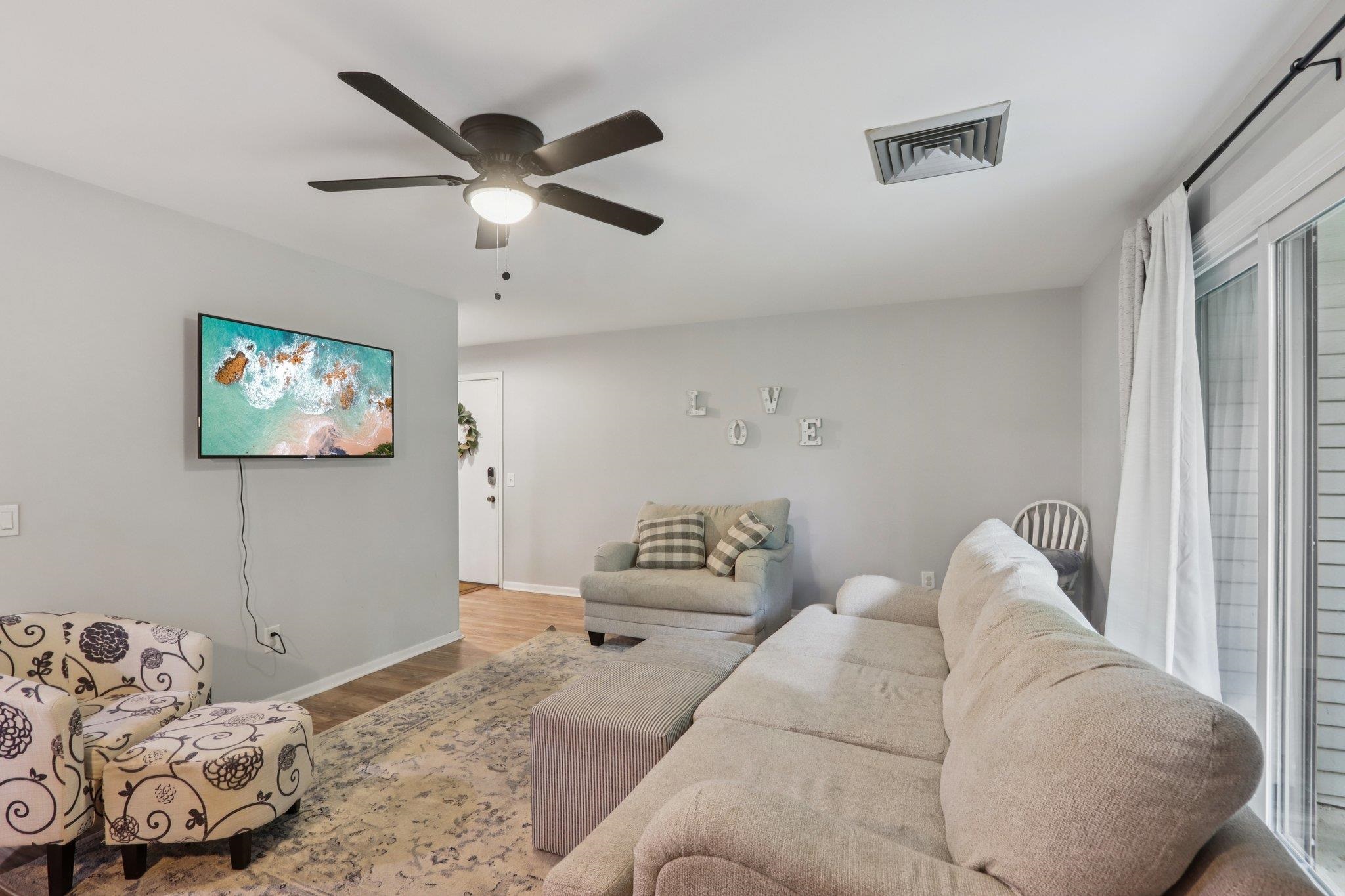 5506 Century Avenue 1