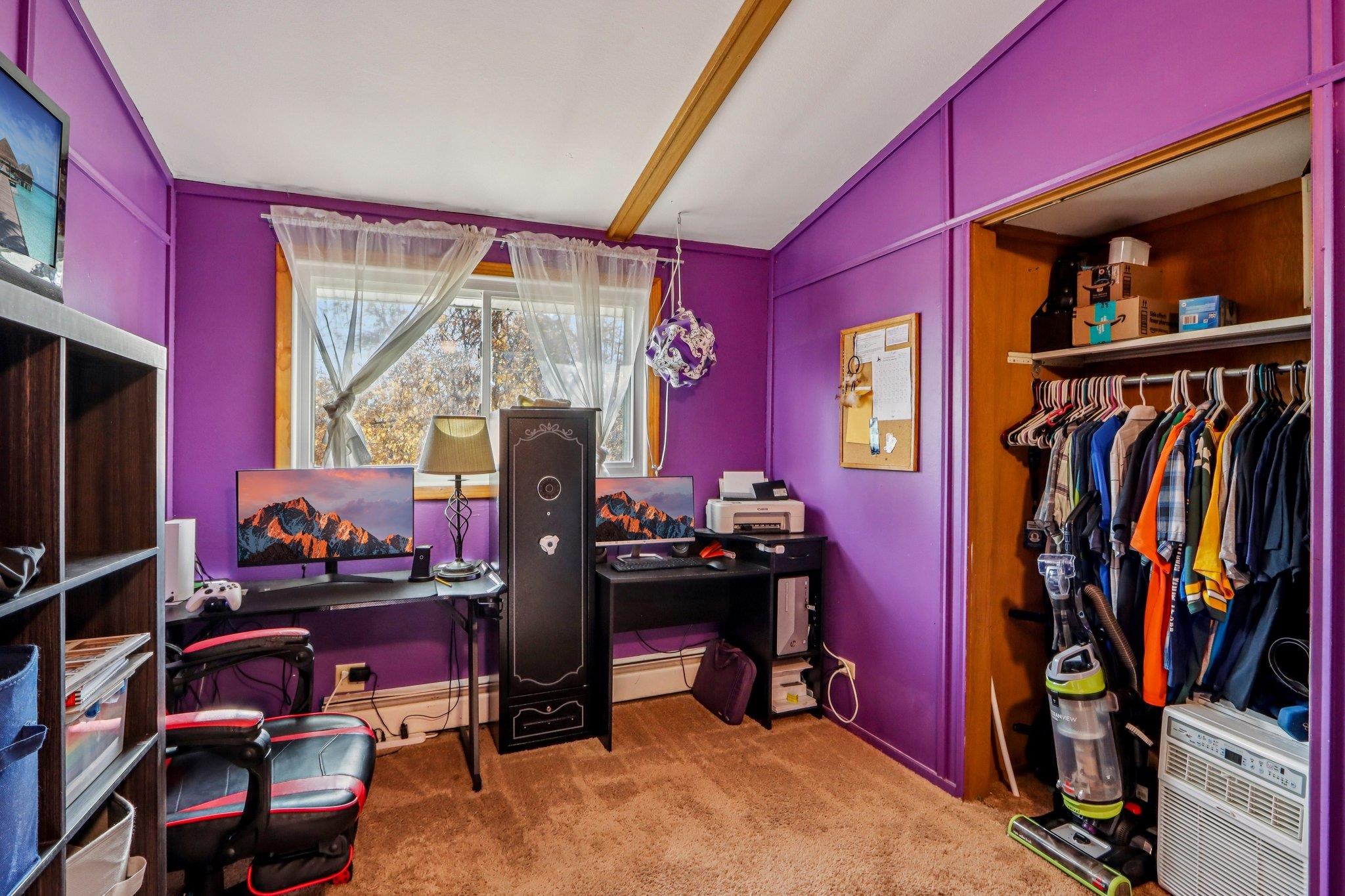 1526 Manor Drive