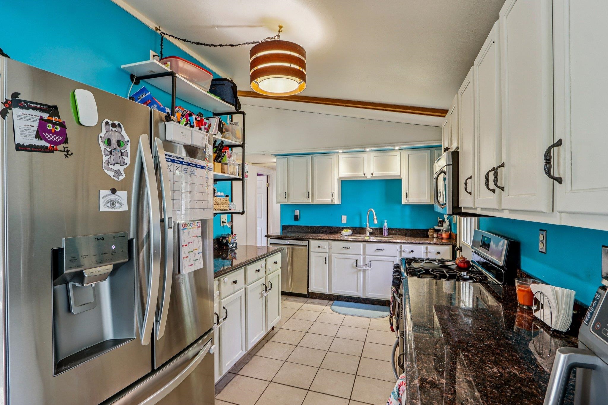 1526 Manor Drive