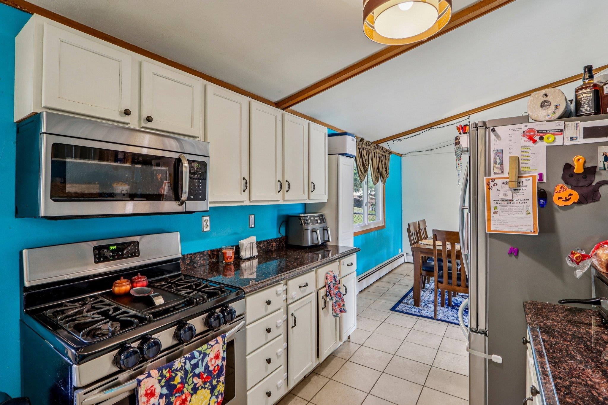 1526 Manor Drive