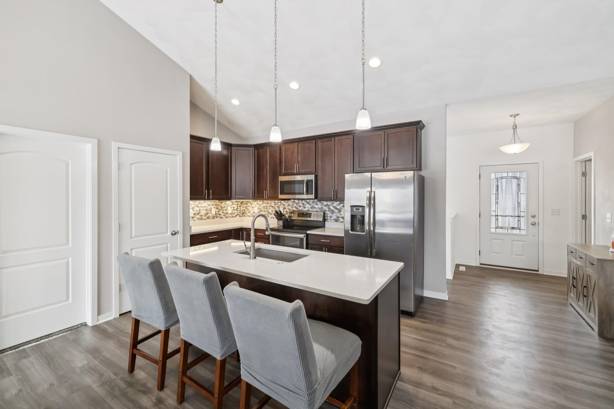 6 N Windmill Ridge Road