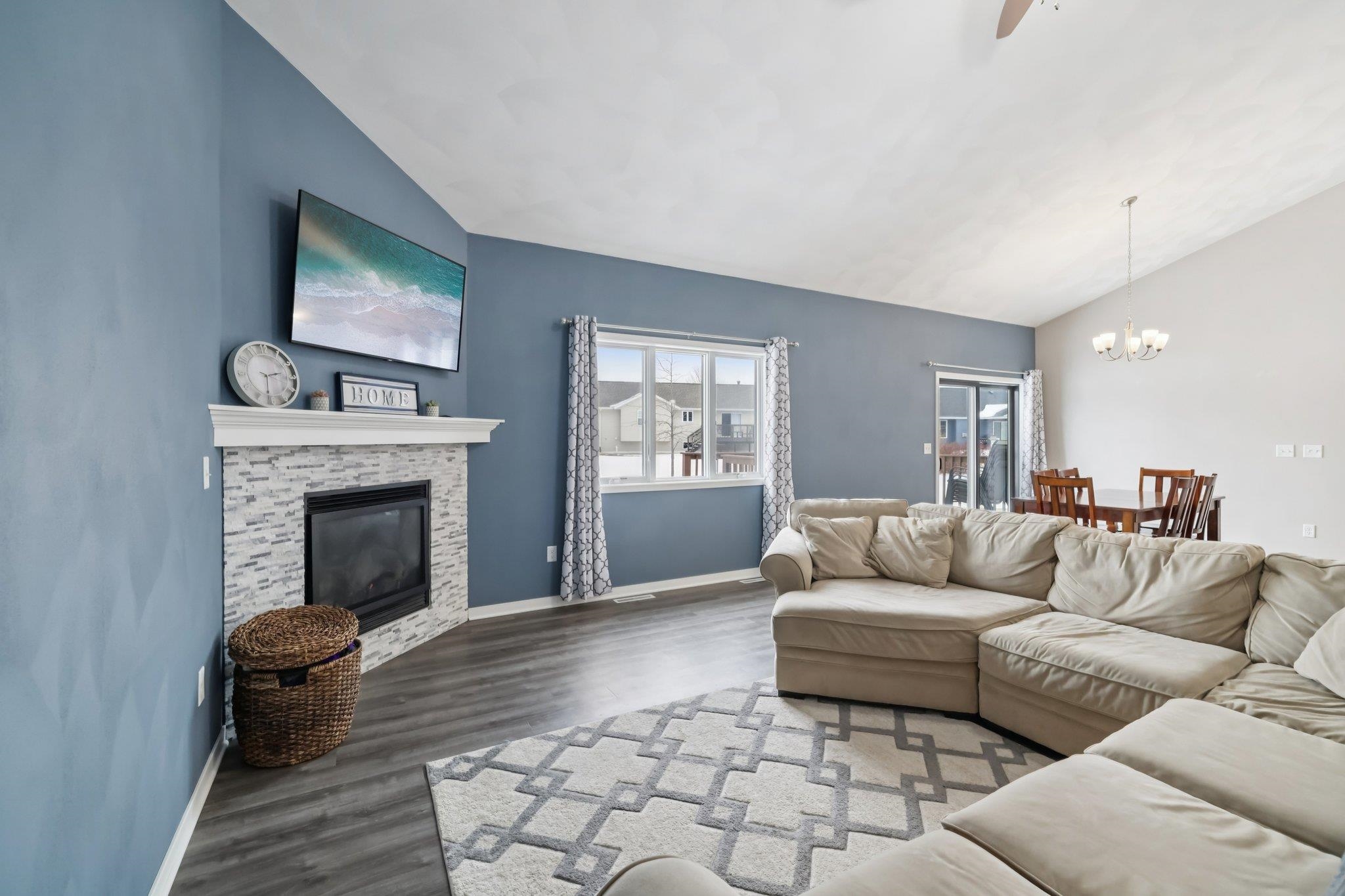 6 N Windmill Ridge Road