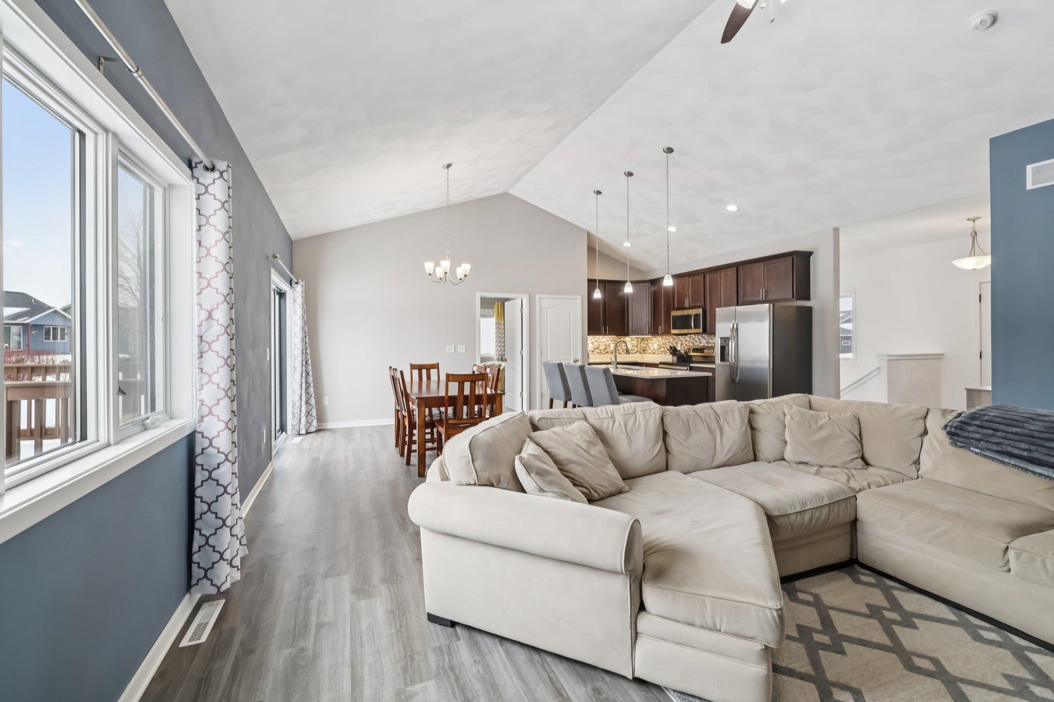 6 N Windmill Ridge Road