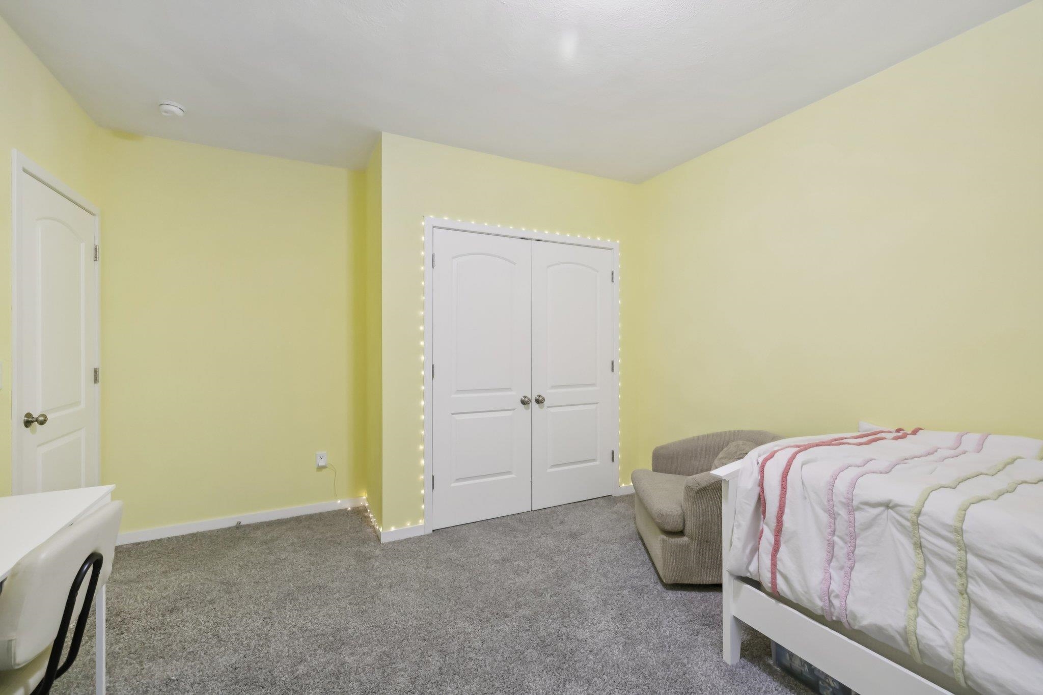 6 N Windmill Ridge Road