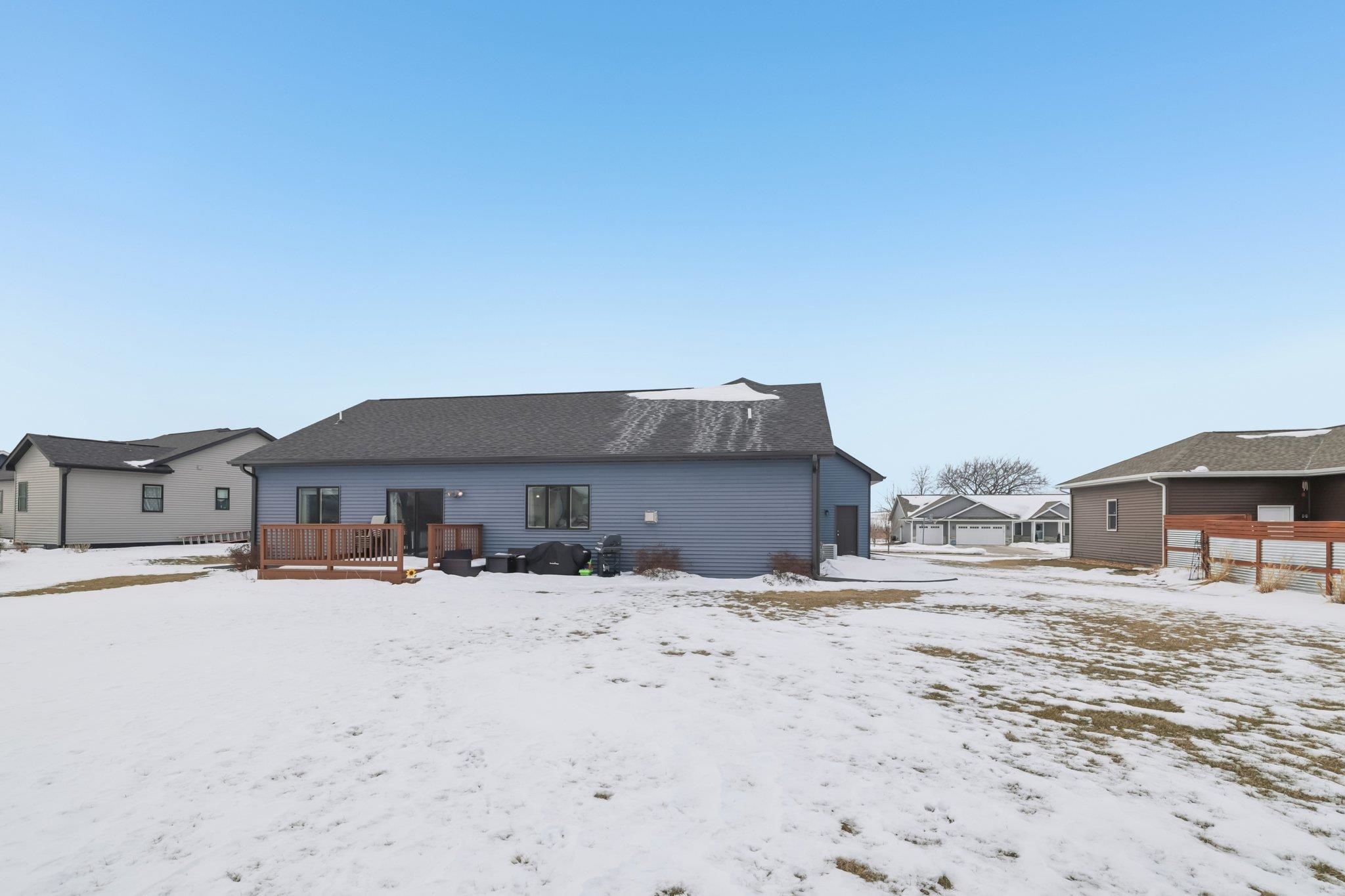 6 N Windmill Ridge Road