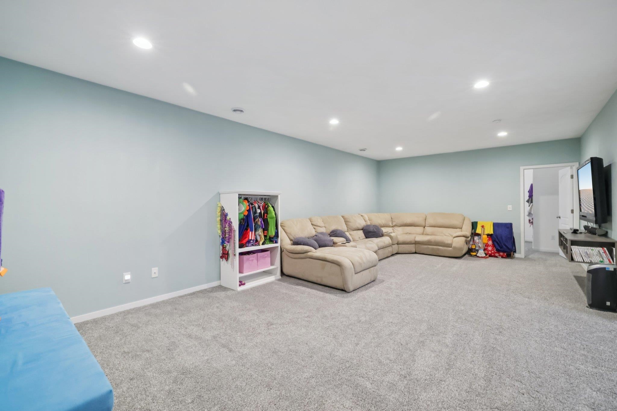 6 N Windmill Ridge Road