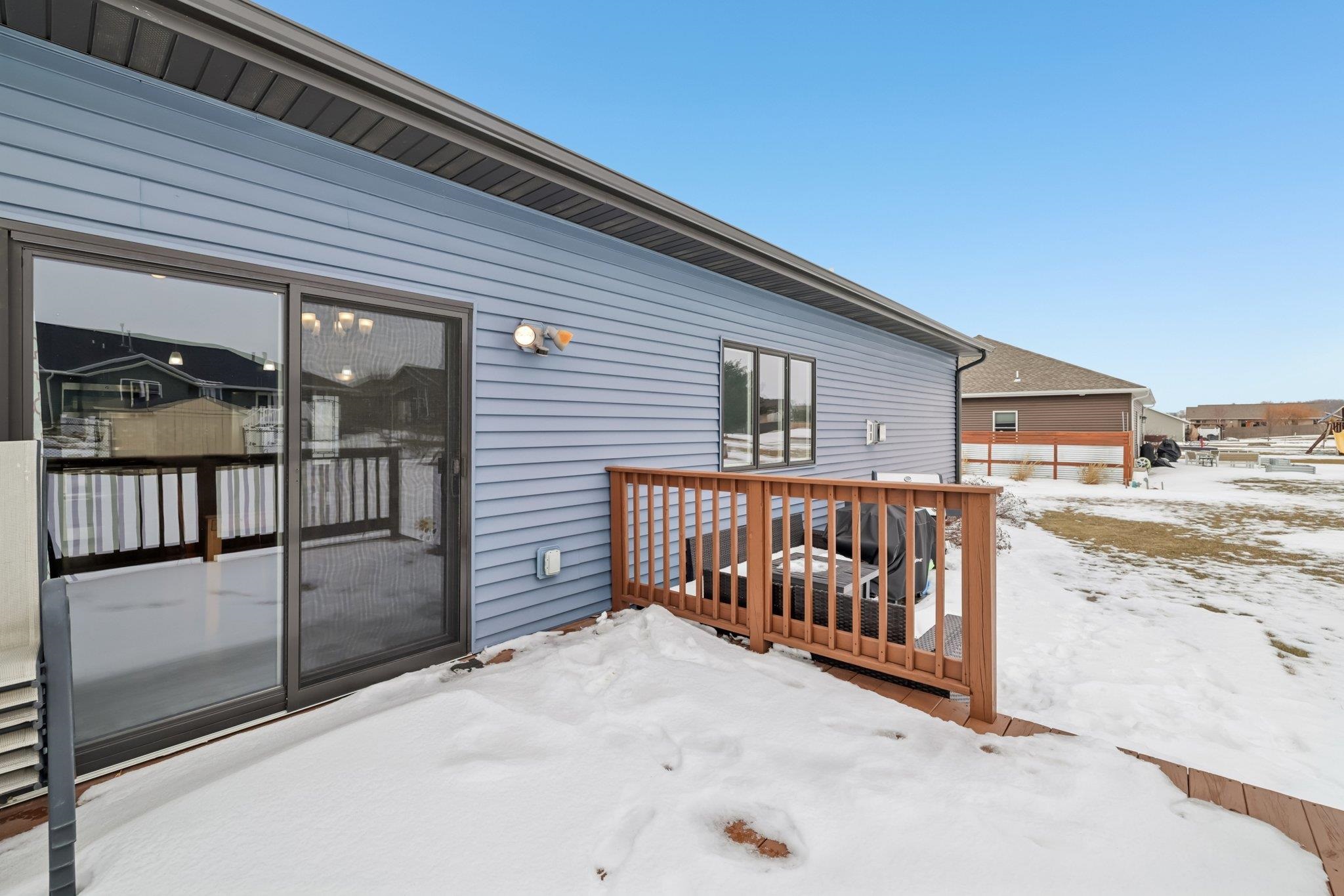 6 N Windmill Ridge Road