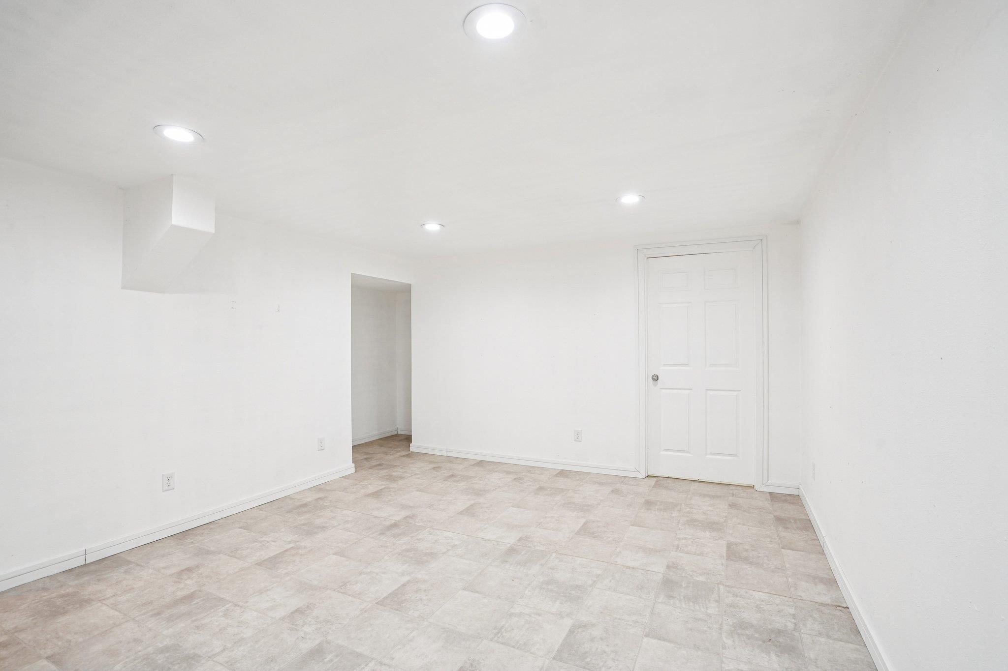 1764 Oakview Drive