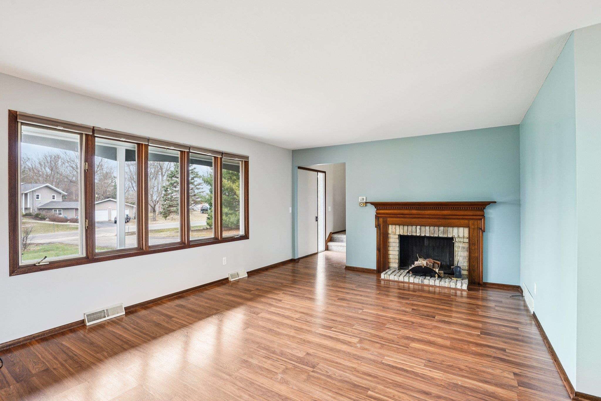 1764 Oakview Drive